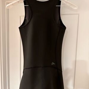 COPY - Women’s sleeveless Patagonia wetsuit size 10 (never worn, tags still on)